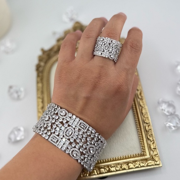 Luxury Cubic Zirconia Cuff Bracelet & Ring Set – Silver Tone - Picture 14 of 17